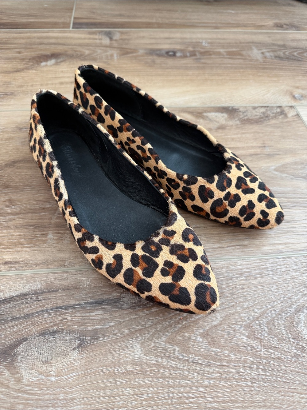 THURSDAY Leopard Print Pointed Toe Flats - Women’s Size 6.5